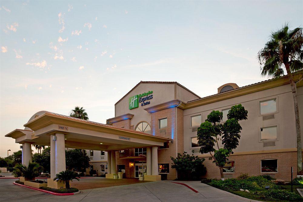 Holiday Inn Express Hotel And Suites Brownsville By Ihg Exterior photo