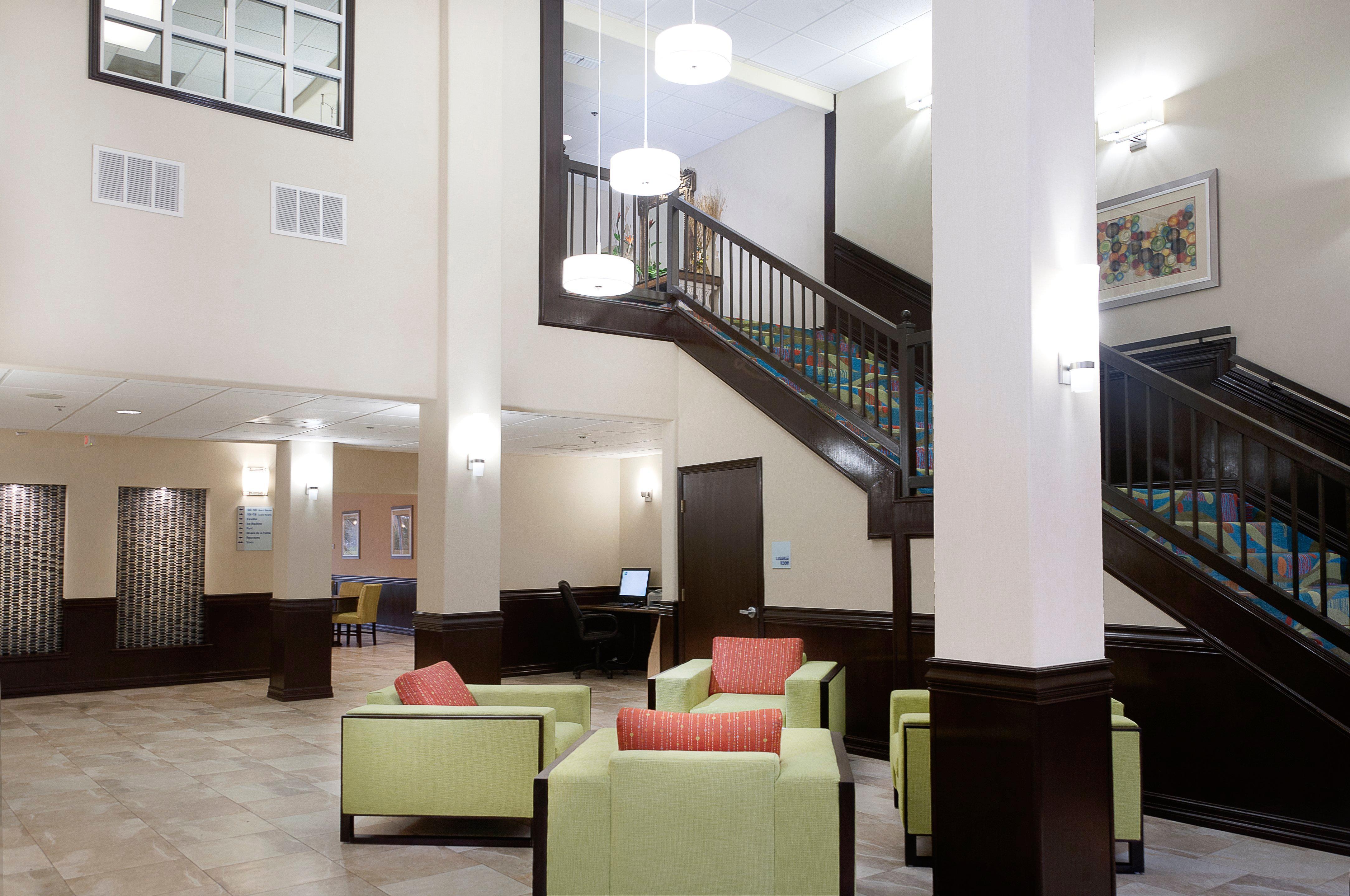 Holiday Inn Express Hotel And Suites Brownsville By Ihg Exterior photo